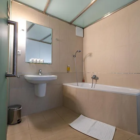 Zamok Hotel 3*