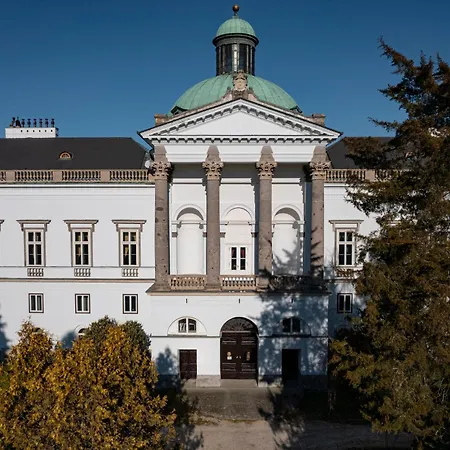 Zamok Otel Topoľčianky