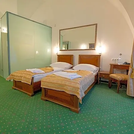 Zamok 3* Topoľčianky